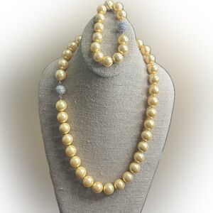 Elegant Faux Pearl Necklace and Bracelet Set Rich Yellow